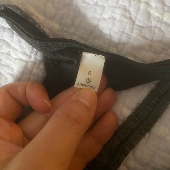 Lululemon Twist and Toil tank- heathered black/ black - Picture 2 of 4